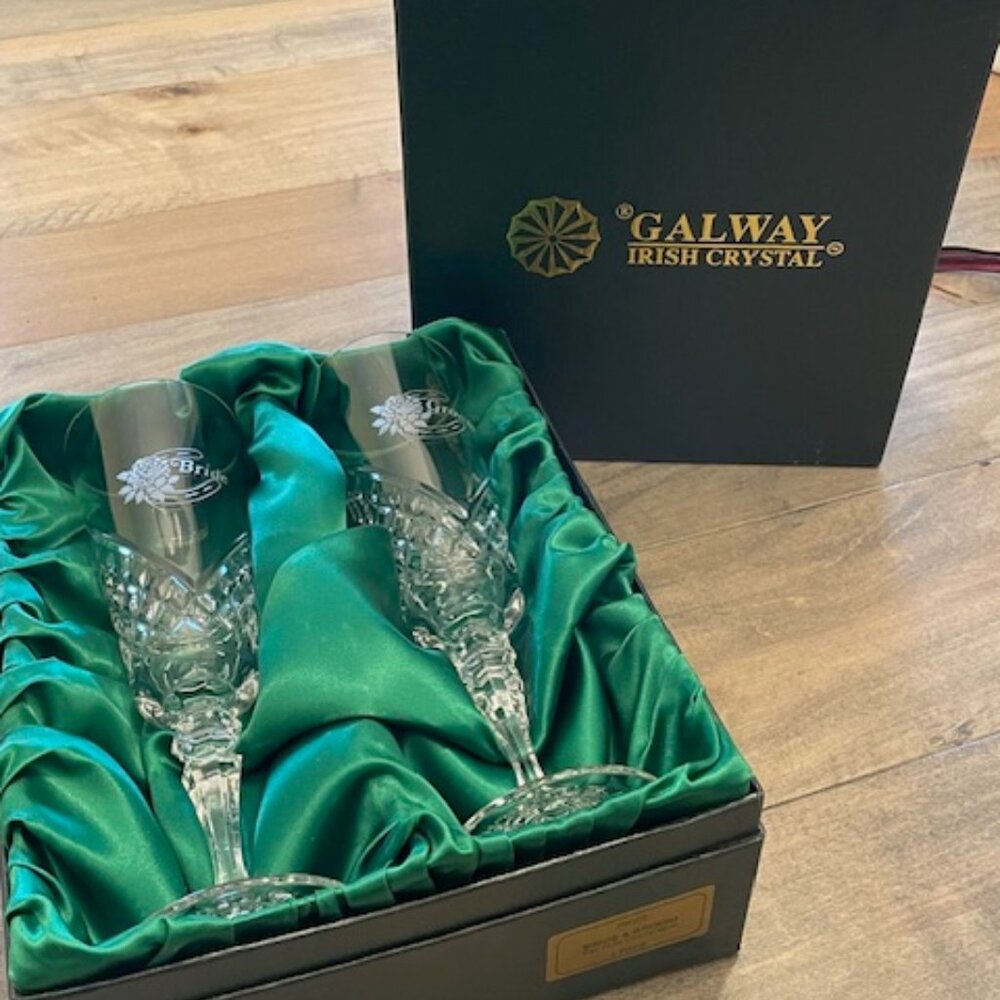 2 Elegant Galway Crystal Champagne Flutes Bride & Groom Toasting Glasses New